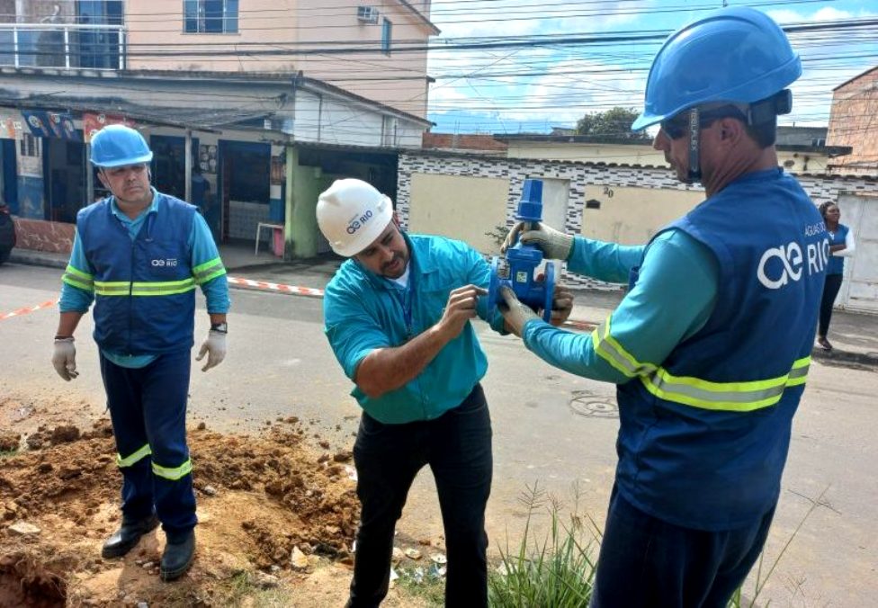 Mais de mil pessoas passam a receber água limpa e tratada em Queimados