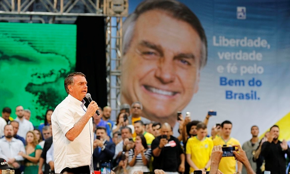 Bolsonaro anuncia “Zap da Saúde” para zerar filas do SUS