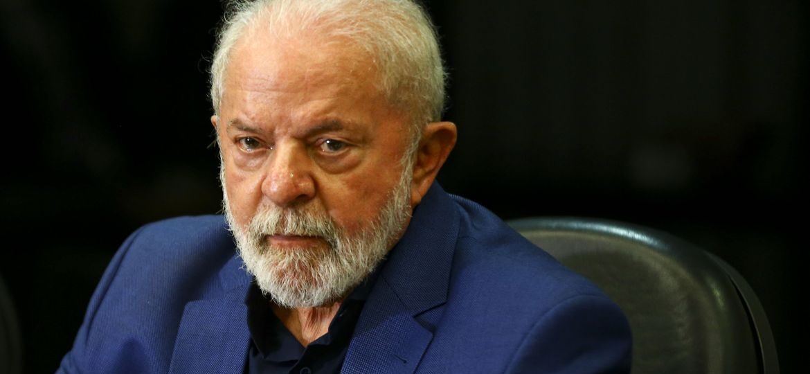 Estrutura montada para viagem de Lula à China se desmorona com anúncio do adiamento da mesma