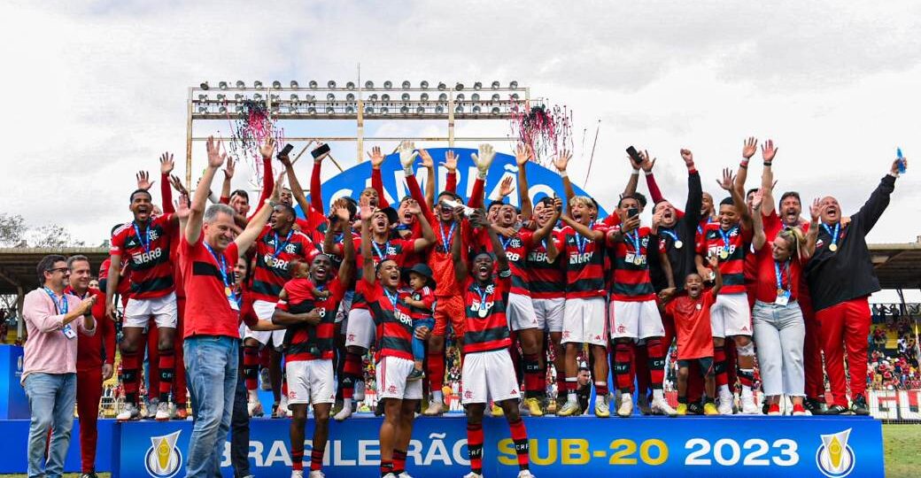 Flamengo vence o Palmeiras e conquista o bicampeonato do Brasileirão Sub-20