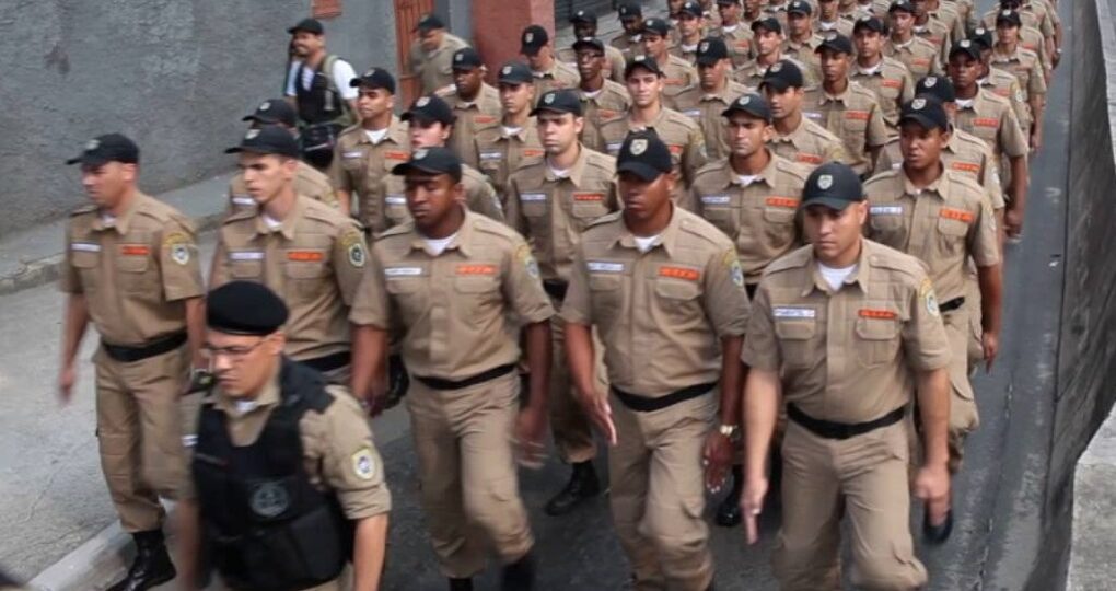 Agentes da Guarda Municipal de Niterói recebem  premiações