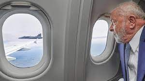 Avião do presidente Lula sofre pane em decolagem