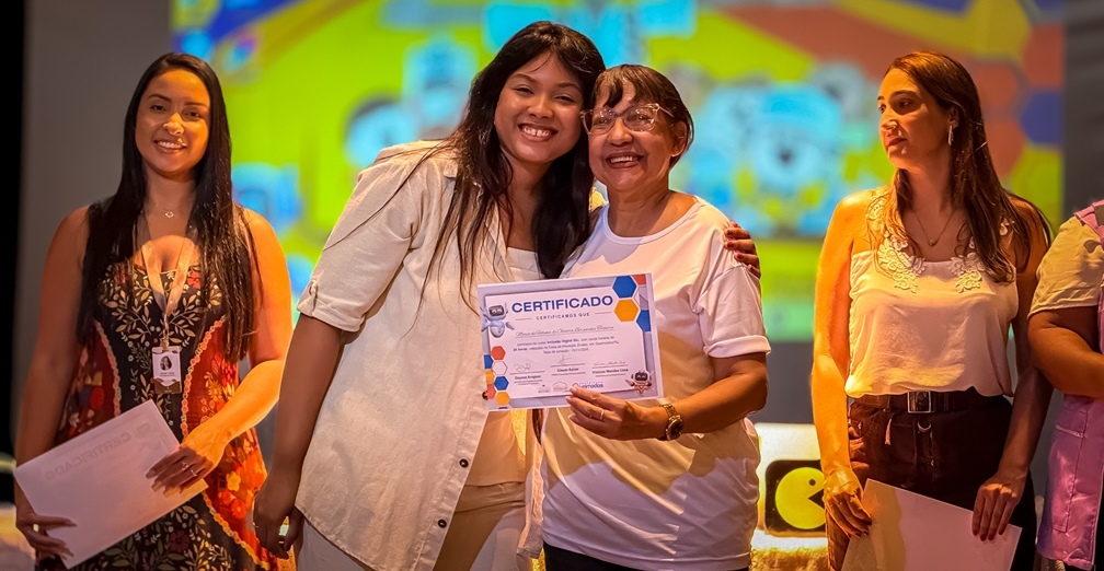 Queimados inicia formatura de 254 alunos da Casa da Inovação Ziraldo