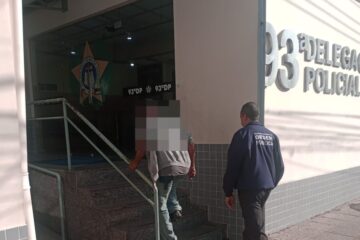 Sistema Integrado de Segurança de Volta Redonda detém idoso por ato obsceno após denúncia em grupo de WhatsApp