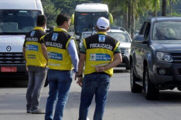 Detro-RJ reforça fiscalização em terminais rodoviários durante véspera de feriado do Dia do Trabalhador 2025